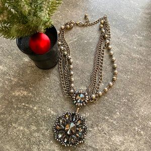 Gorgeous statement piece necklace.